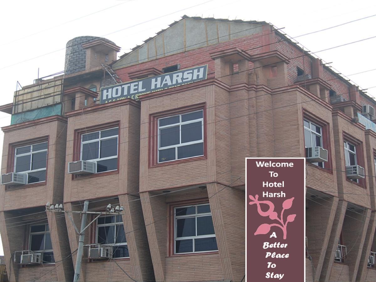 Harsh Hotel Suratgarh Экстерьер фото