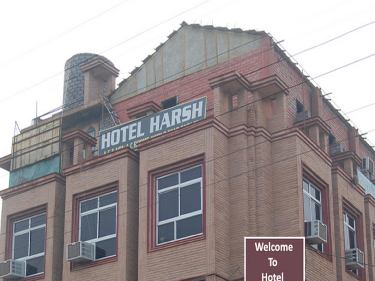 Harsh Hotel Suratgarh Экстерьер фото
