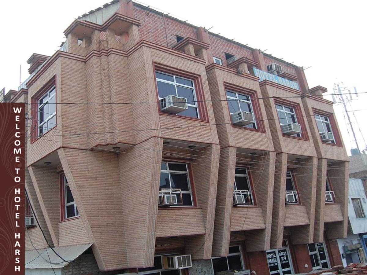 Harsh Hotel Suratgarh Экстерьер фото