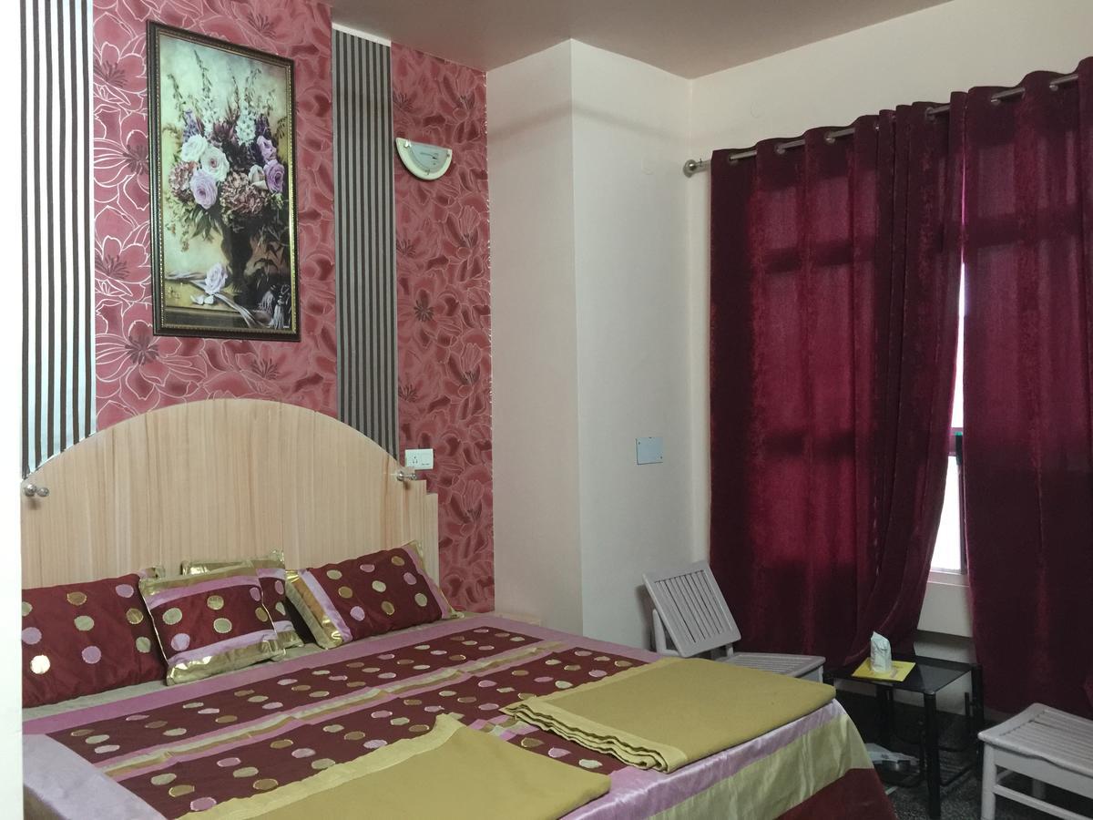 Harsh Hotel Suratgarh Экстерьер фото