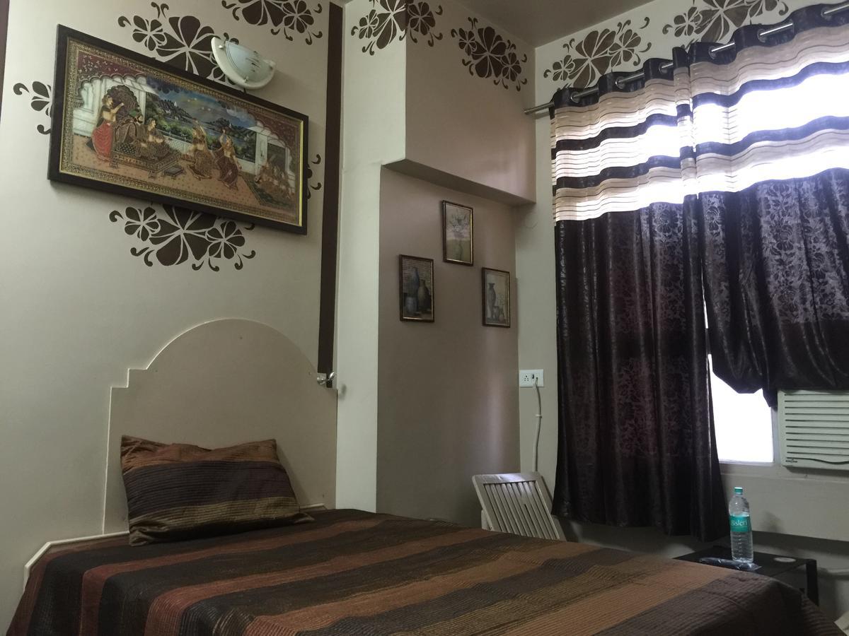 Harsh Hotel Suratgarh Экстерьер фото